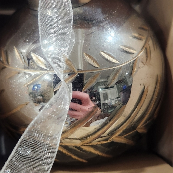 🆕️ Tidings & Joy Glass Ornaments 6 pc set - Picture 4 of 9